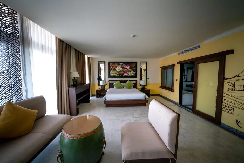 where to stay in lisbon